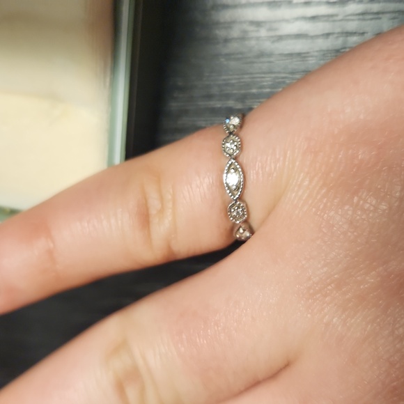 UNIQUE MARQUISE Vintage Sterling Silver Ring Sz8 - Picture 4 of 4